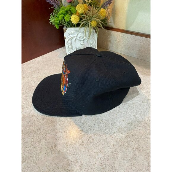 Five Nights At Freddy's Freddy Fazbear’s Pizza Snapback Hat - Picture 3 of 6